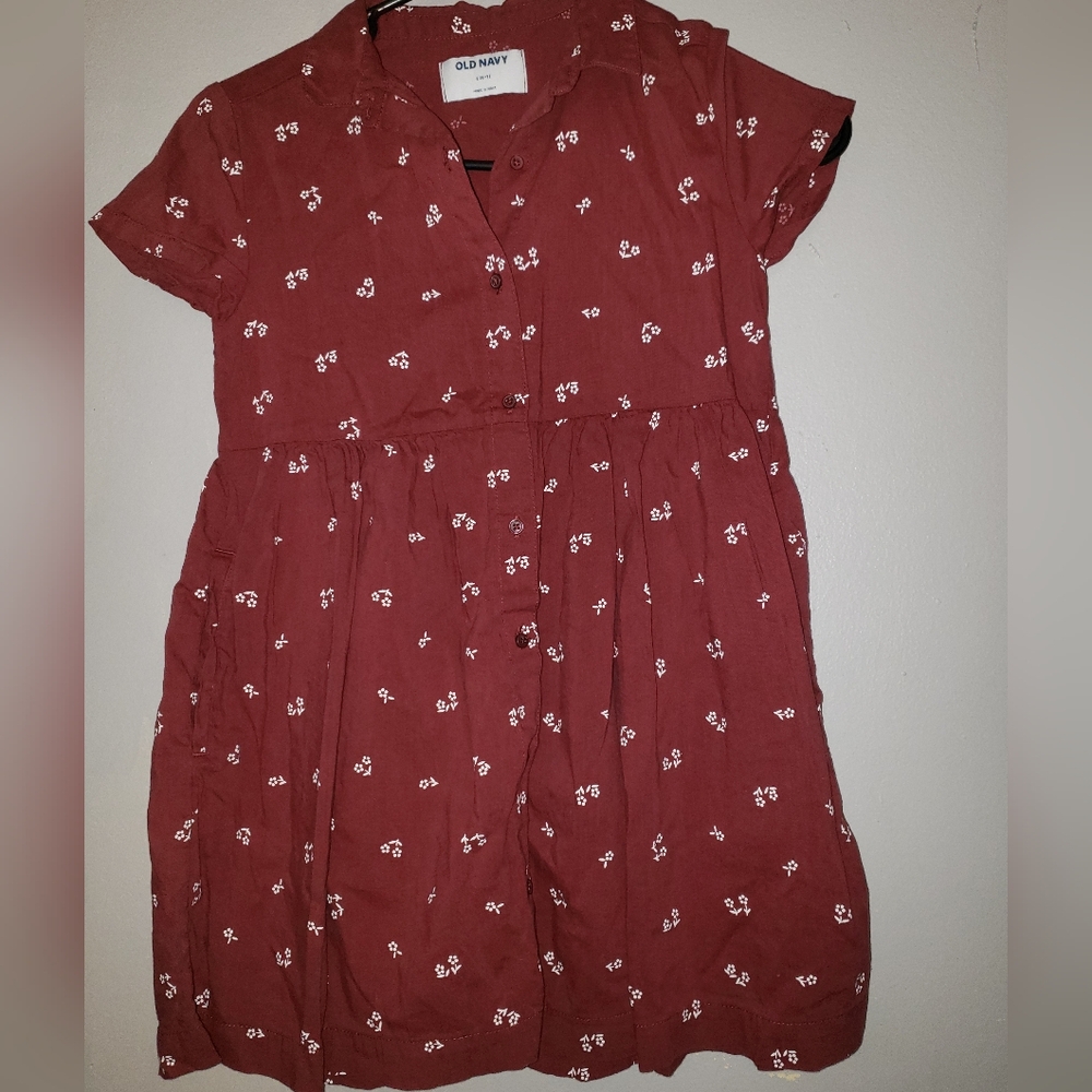 Old navy little Girls flower print dress size small 6-7